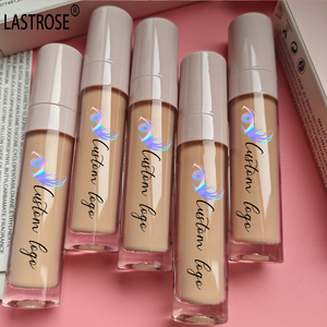 Corrector Líquido Vegano de Cobertura Total y Alta Pigmentación LASTROSE, Tono de Piel Claro Natural, 8 ml, Larga Duración - Product Image 2
