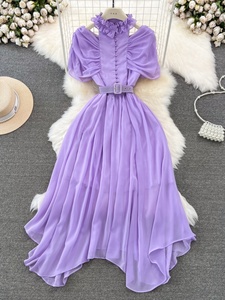 Abito estivo da donna in chiffon a pieghe con vita elasticizzata, modello aderente e snellente, linea ad A, elegante con scollo all'americana - Product Image 5