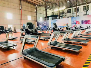 Equipo de gimnasio de cardio profesional Máquina comercial eléctrica barata para caminar o correr Cinta de correr <span class=keywords><strong>Precor</strong></span> - Product Image 5