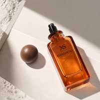 Flacon de parfum rectangulaire de luxe en verre ambré, 30 ml, 50 ml, 100 ml, avec vaporisateur fin et bouchon à bille en bois, faible MOQ, vente en gros