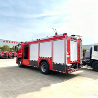 Camion de lutte contre les incendies diesel personnalisé à 10 roues, 12m3, eau, mousse, poudre sèche, véhicule de sauvetage pour la station de pompiers d'Asie