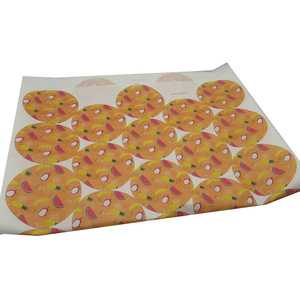 กระดาษคราฟท์สีขาวบางพิมพ์โลโก้ตามสั่ง สำหรับห่ออาหาร ขนม ของขวัญ และเบเกอรี่ - Product Image 5