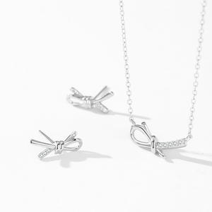 Collier minimaliste en argent sterling S925 avec pendentif en zircon rond pour femmes, parfait pour un usage quotidien - Product Image 4