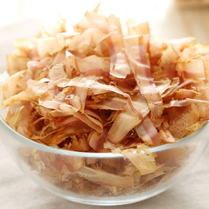Bonito <span class=keywords><strong>Seco</strong></span> Estilo Japonés de la Mejor Calidad, Hojuelas de Bonito, Katsuobushi - Product Image 6