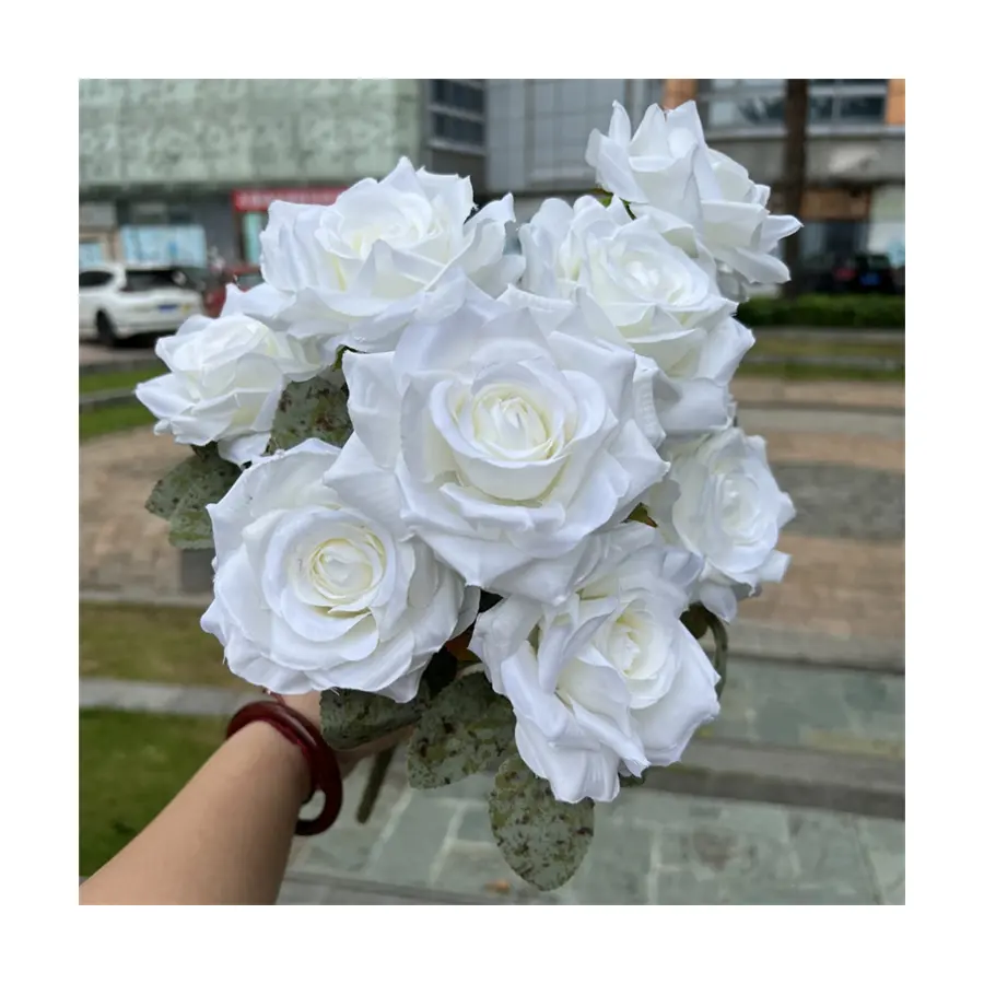 Mayorista de rosas blancas artificiales, ramo de flores artificiales para el hogar, boda, regalo de San Valentín, decorativo