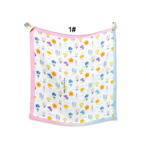 Fazzoletto quadrato con piccoli fiori 70x70 cm in cotone stampato per donne e ragazze - Product Image 1