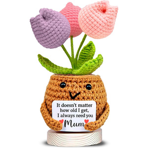 Tulipe au crochet, cadeau pour maman avec message doux, cadeau fait main pour la fête des mères, cadeaux d'anniversaire pour mamans, souvenir d'appréciation mignon - Product Image 1