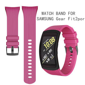 Bracelet de montre en silicone de remplacement de couleur unie <span class=keywords><strong>R360</strong></span>, tendance 2026, nouvelle tendance, équipement durable, compatible avec <span class=keywords><strong>Gear</strong></span> <span class=keywords><strong>Fit</strong></span> <span class=keywords><strong>2</strong></span> - Product Image 2