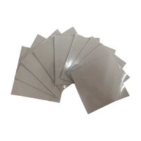 Coussinets thermiques OEM personnalisés 1w 6w 8.5w 12.8w 24w pour refroidisseur de refroidissement CPU GPU Coussinets en silicone non conducteurs épaisseur 0.75/1.25/1.75mm