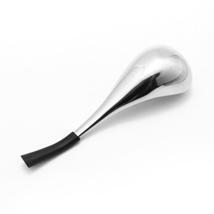 Meilleures ventes Rouleaux de glace faciaux de haute qualité Globes de glace en acier inoxydable Rouleaux 3D Poignée en métal froid pour <span class=keywords><strong>le</strong></span> visage Masseur facial - Product Image 4