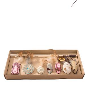 Lynpet Hersteller Großhandel <span class=keywords><strong>7</strong></span> Pcs <span class=keywords><strong>Cat</strong></span> Geschenk box Luxus umwelt freundliche Stoff und Nylon Katzen spielzeug Maus Best Pet <span class=keywords><strong>Toy</strong></span> Ever - Product Image 3