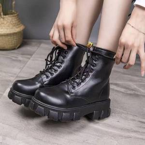 New <b>platform</b> Martin <b>boots</b> - Product Image 4