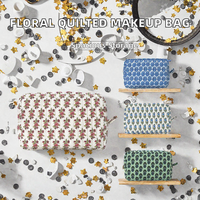 Trousse de Maquillage et de Soins de Voyage en Polyester Matelassé à Motifs Floraux, Grande Capacité, Portable, avec Fermeture Éclair, Étui de Rangement Souple