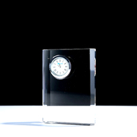 Horloge laser de table en cristal moderne Meilleure vente Décoration intérieure pour salon Horloge en verre unique Artisanat