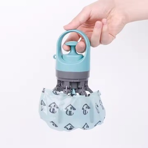 Recogedor de Excrementos de Mascotas Fácil de Limpiar para Exteriores, Herramienta Plegable y Portátil para la Eliminación de Desechos de Perros - Product Image 2