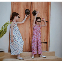 Vêtements coréens pour enfants : Combinaison d'été ample à bretelles pour filles, en coton imprimé numérique floral, style rétro blanc, mignonne