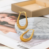 Nouveau Punk acier inoxydable PVD plaqué or gros torsadé C boucles d'oreilles bijoux pour femmes Huggie creux luxe boucles d'oreilles femmes