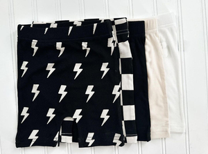 Vente à chaud de shorts de vélo noirs en forme d'éclair pour bébés et enfants imprimés personnalisés <span class=keywords><strong>short</strong></span> de vélo d'été neutre en coton côtelé pour garçons et filles - Product Image 2