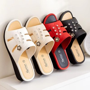 2026 Summer New Style Sandals with Thick Soles, Hollow Design, Anti-Slip Function, Fashionable <b>Slippers</b>. Factory Wholesale. - Product Image 1