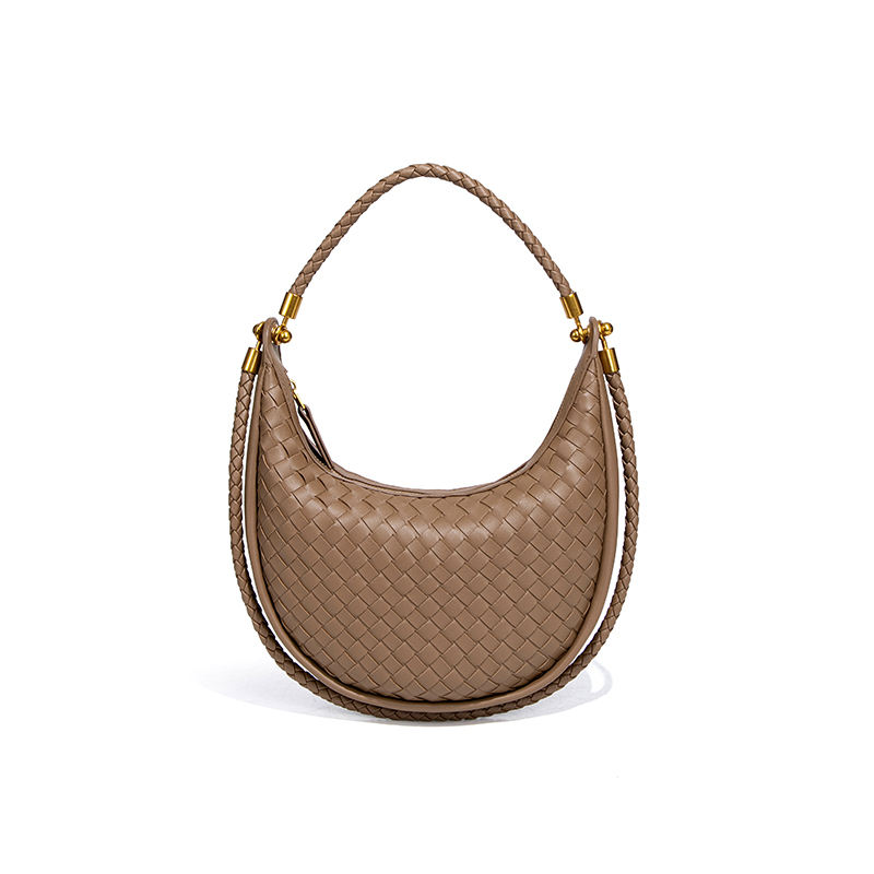 B2347 # Pinecone Brown