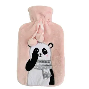 Caoutchouc coloré personnalisé 1000ml panda design sac d'eau chaude en caoutchouc bouteille de sac d'eau chaude