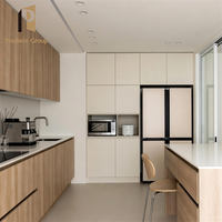 Ensemble de meubles de cuisine modernes haut de gamme en placage de bois laqué brillant pour projet de villa, écologique avec évier