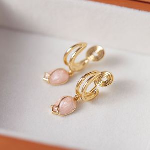 Lateefah Claw thiết lập công nghệ <span class=keywords><strong>Inlay</strong></span> cho sự tham gia hoặc kỷ niệm thiết kế moissanite Bông Tai Tulip - Product Image 1