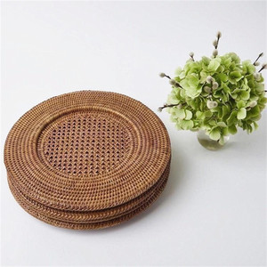 Sous-plats faits à la main pour assiettes à dîner, en rotin tressé avec pompon, ronds, pour la décoration de la maison, style bohème avec franges - Product Image 5