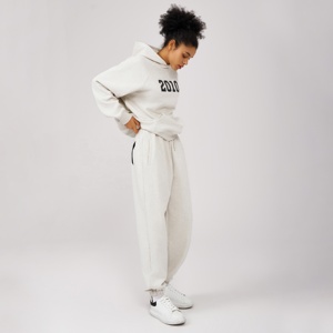 Conjuntos de <span class=keywords><strong>chándal</strong></span> unisex con logotipo personalizado, <span class=keywords><strong>chándal</strong></span> de lana pesado de 465 Gsm, conjunto de pantalones de <span class=keywords><strong>chándal</strong></span> <span class=keywords><strong>y</strong></span> sudadera con capucha de dos piezas para mujeres <span class=keywords><strong>y</strong></span> hombres - Product Image 5