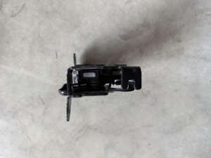 51237300570 51237300571 51237477555 Verrouillage de capot avant gauche et droit d'origine d'occasion pour BMW <span class=keywords><strong>MINI</strong></span> COOPER 2014-2022 - Product Image 4