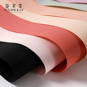 SINOWRAP KFZ 80-90 MIC Wholesale 100% Waterproof <strong>Embossed</strong> Thickening Flower Wrapping <strong>Paper</strong> - Product Image 1
