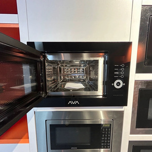 Horno Microondas Ava de 25L, Integrado, con Control Táctil, Acero Inoxidable, Hogar Inteligente, Automático - Product Image 4