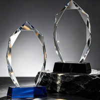 Trophée en verre cristal transparent facetté gravé au laser, de haute qualité et écologique, avec base personnalisable pour récompense d'entreprise