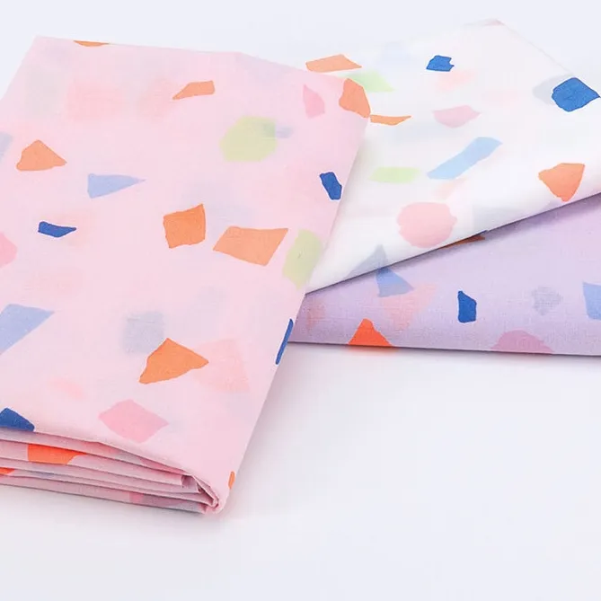 Spot Venta caliente ligero delicado suave gasa tela de algodón ropa tela forro de camisa para niños