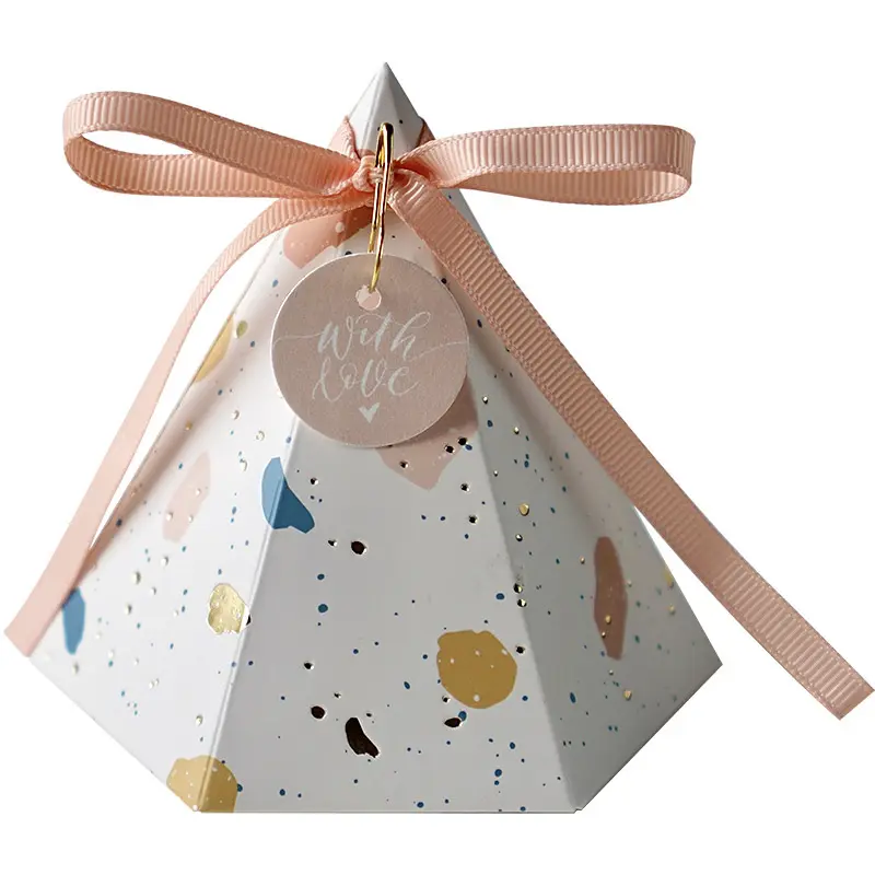 Nieuwe Piramide Trouwbedankjes Candy Box Baby Shower Chocolade Papier Geschenkdoos Met Lint Verpakking Kleine Dozen Voor Geschenken