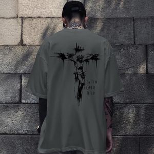 T-shirt FOXA Christian Faith Over Fear pour homme, t-shirt graphique religieux surdimensionné avec motif croix, 100% coton, manches courtes - Product Image 3