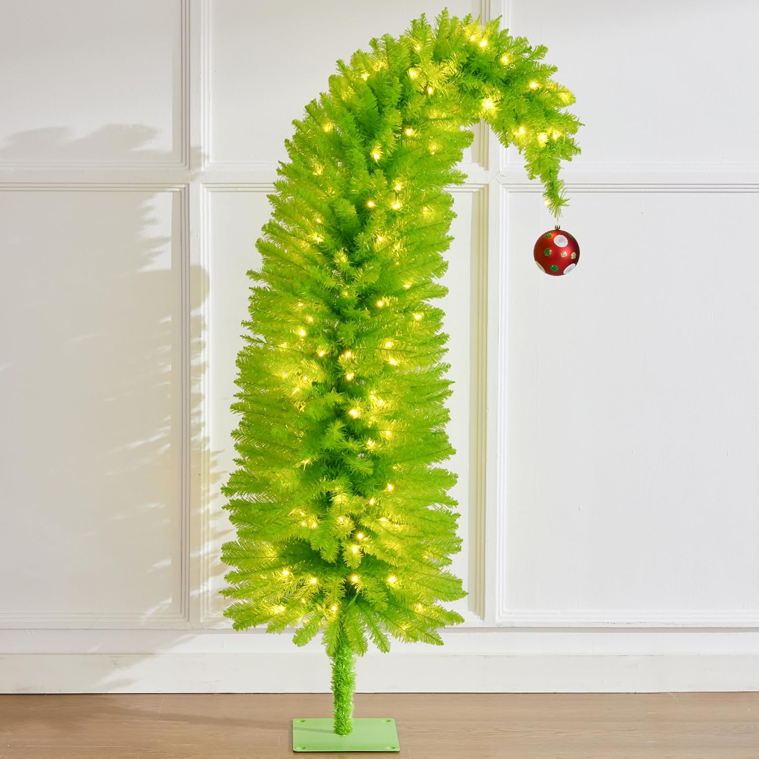 お祭り気分を盛り上げる、素敵なグリンチクリスマスツリーセールの卸売