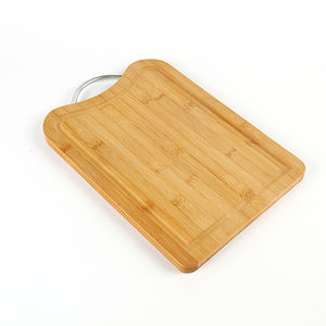 Planche à découper rectangulaire double face en bambou avec poignée, durable, peu encombrante, design moderne, couleur personnalisable pour usage domestique - Product Image 4