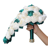 2024 personnaliser couleur cascade goutte d'eau cristal ruban fleur vert émeraude et ivoire luxe mariée Bouquet fleurs de mariage