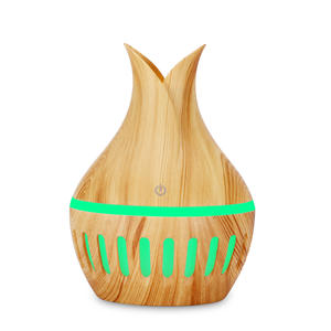 Difusor de aroma con textura de madera YX188XDJCEVY, humidificador USB de 300 ml para el hogar y el dormitorio con luz de siete colores - Product Image 2
