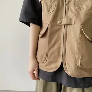 <span class=keywords><strong>Gilet</strong></span> d'<span class=keywords><strong>été</strong></span> décontracté pour hommes Gilets multi-poches Vintage Streetwear Male Sleeveless Coats Zipper Buttons Cargo Jackets Unisex - Product Image 5