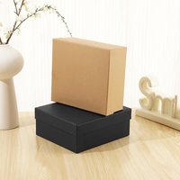 Grande boîte cadeau carrée en papier kraft avec couvercle et base, finition UV gaufrée, logo couleur personnalisé pour mariage, bonbons, souvenirs, usage professionnel - TT-1120