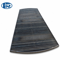 Grille en acier allié de forme irrégulière, barre de support de 5 mm d'épaisseur, galvanisée à chaud Q235, OEM ODM pour fabricant vérifié, sur mesure pour sol extérieur
