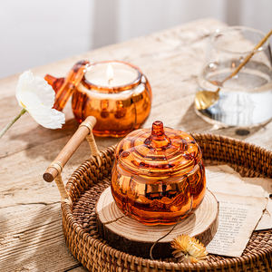 Bougie parfumée à la cire de soja biologique à étiquette privée Huile essentielle d'aromathérapie Mini boîte Bougie chauffe-plat en coton pour la décoration <span class=keywords><strong>du</strong></span> Ramadan - Product Image 1