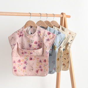 Babero Impermeable Reversible de PU Estilo Coreano para Niños, Delantal sin Mangas para Bebés, Mantiene la Ropa Limpia Durante las Comidas y el Destete, Ideal para el Verano - Product Image 4