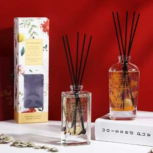 Parfum d'ambiance Lovsens Little Black Dress, désodorisant sans flamme, aromathérapie liquide, huile végétale 100% pure et naturelle, 100ml - Product Image 1
