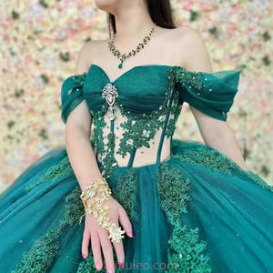 Vestido de Quinceañera Morado con Hombros Descubiertos y Apliques para Cumpleaños con Cuentas Estilo Vestido de Baile para Graduación Vestido De 15 Años - Product Image 2