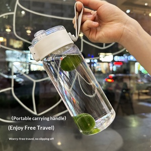 Bouteille d'eau pour enfants grande capacité, écologique, avec paille, gourde de sport avec couvercle dégradé givré, portable pour usage extérieur - Product Image 5