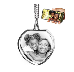 3D láser K9 forma <span class=keywords><strong>de</strong></span> corazón holográfico cuadrado famosa marca <span class=keywords><strong>cosas</strong></span> extrañas grabado vidrio mini liso transparente llavero anillo - Product Image 1