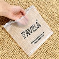 Sacs à fermeture éclair réutilisables en PE personnalisés pour vêtements - Transparents/givrés, refermables, durables, imprimés en sérigraphie